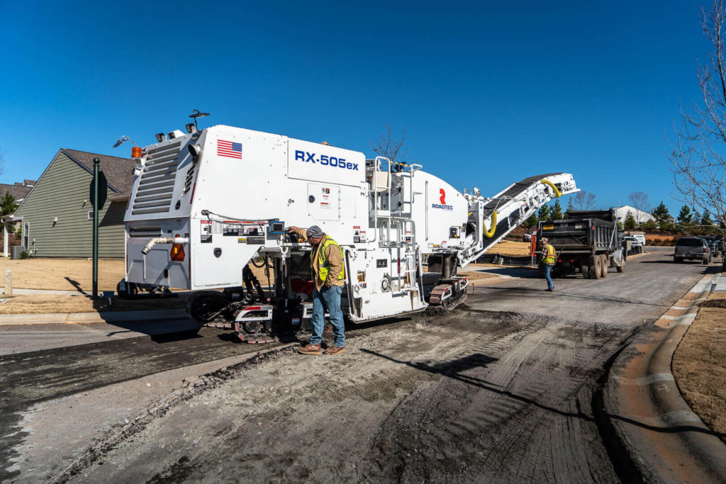 ASPHALT MILLING MACHINES
